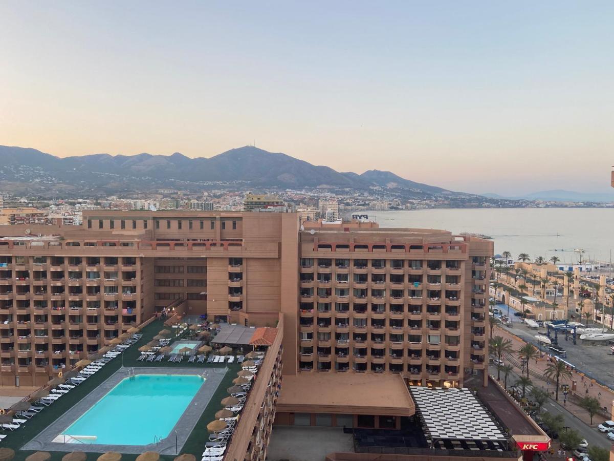 פואנגירולה Mediterranean View Suite Costa Del Sol מראה חיצוני תמונה
